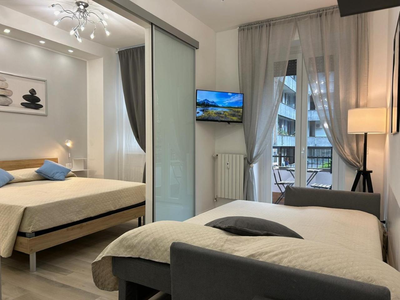 Modern Apartments Mm3 Afforifn Only 15 Min From Duomo Milão Exterior foto