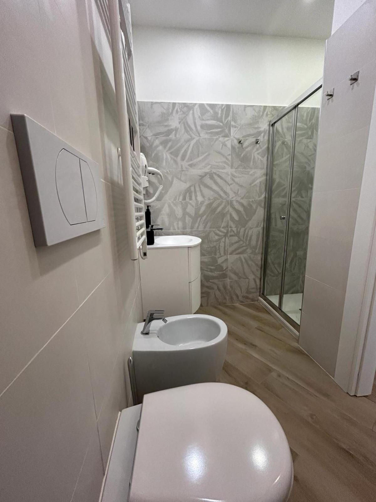 Modern Apartments Mm3 Afforifn Only 15 Min From Duomo Milão Exterior foto